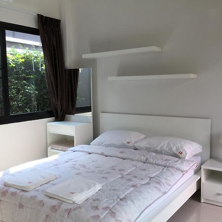 Fairtex Residence Pattaya Room photo